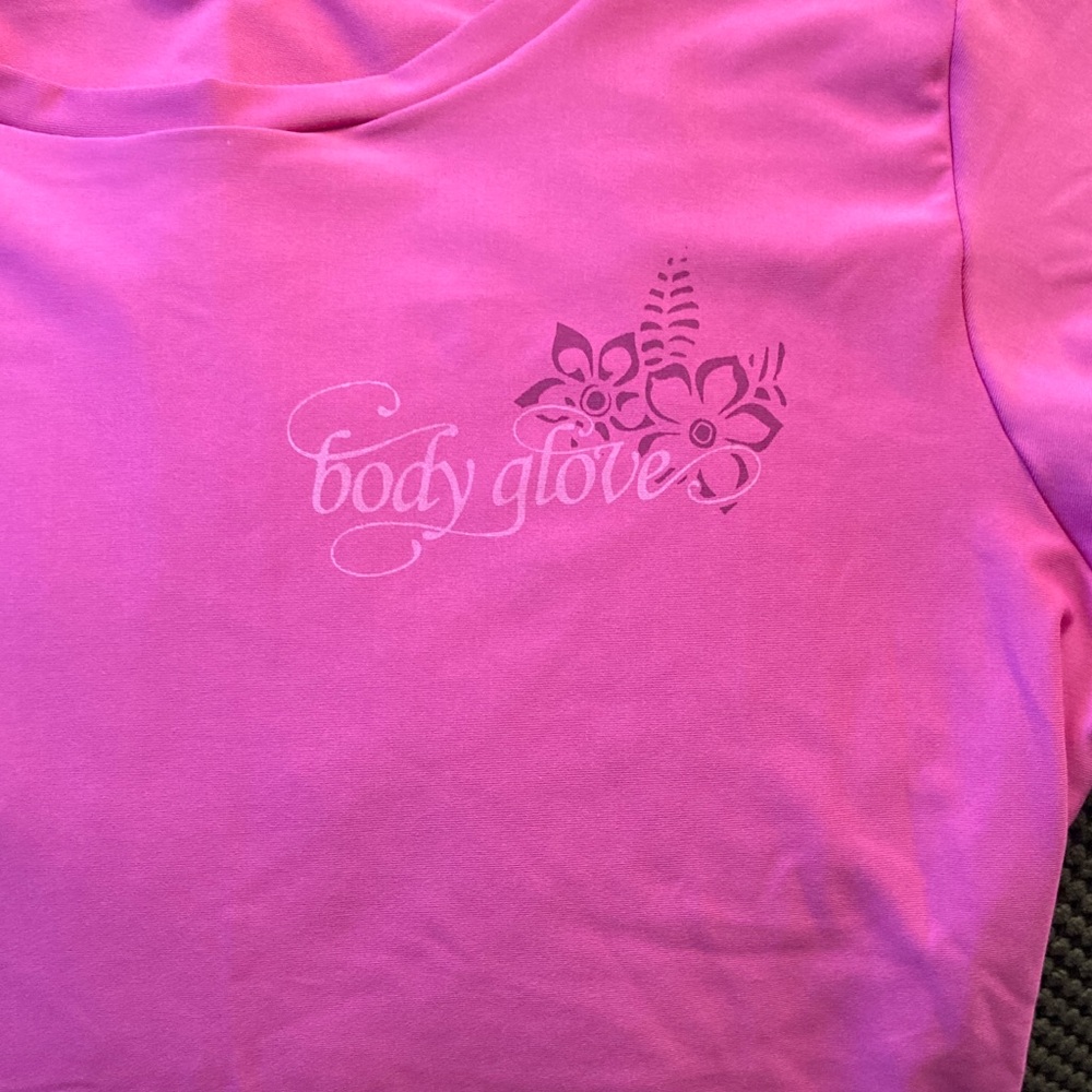 Body Glove womens Pink rashguard NWT